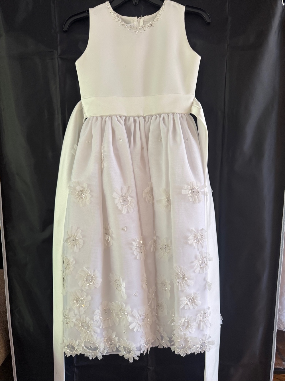 Mon Cheri Ivory Floral Appliqué Girls Formal Dress